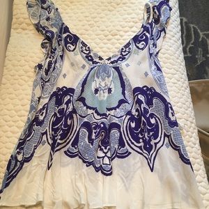 Maeve size 2 top from Anthropologie